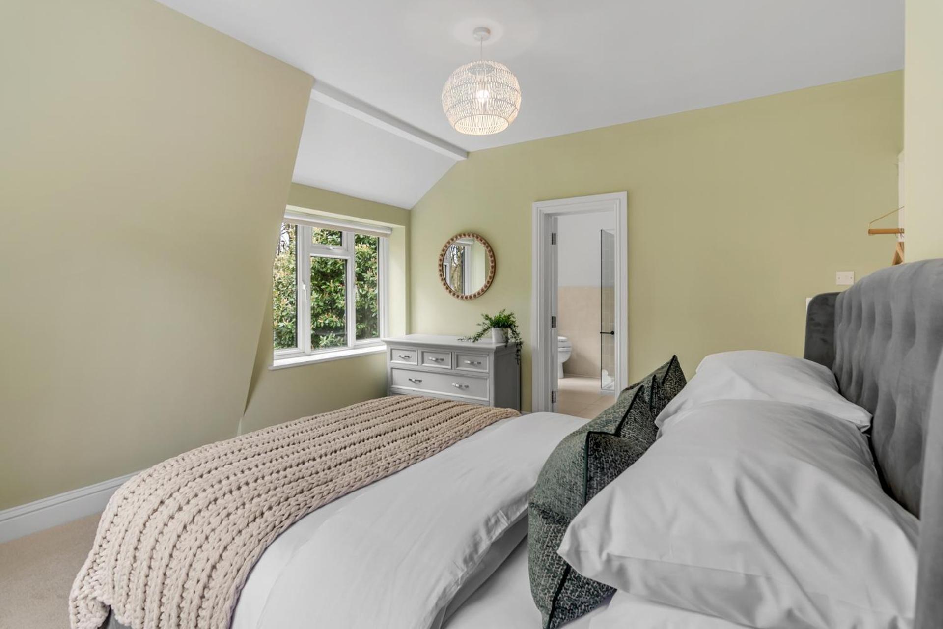 Coastal 6-bed With Hot Tub * Cromer