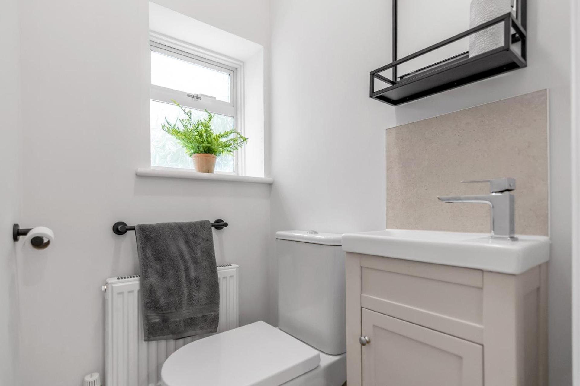 Coastal 6-bed With Hot Tub * Cromer